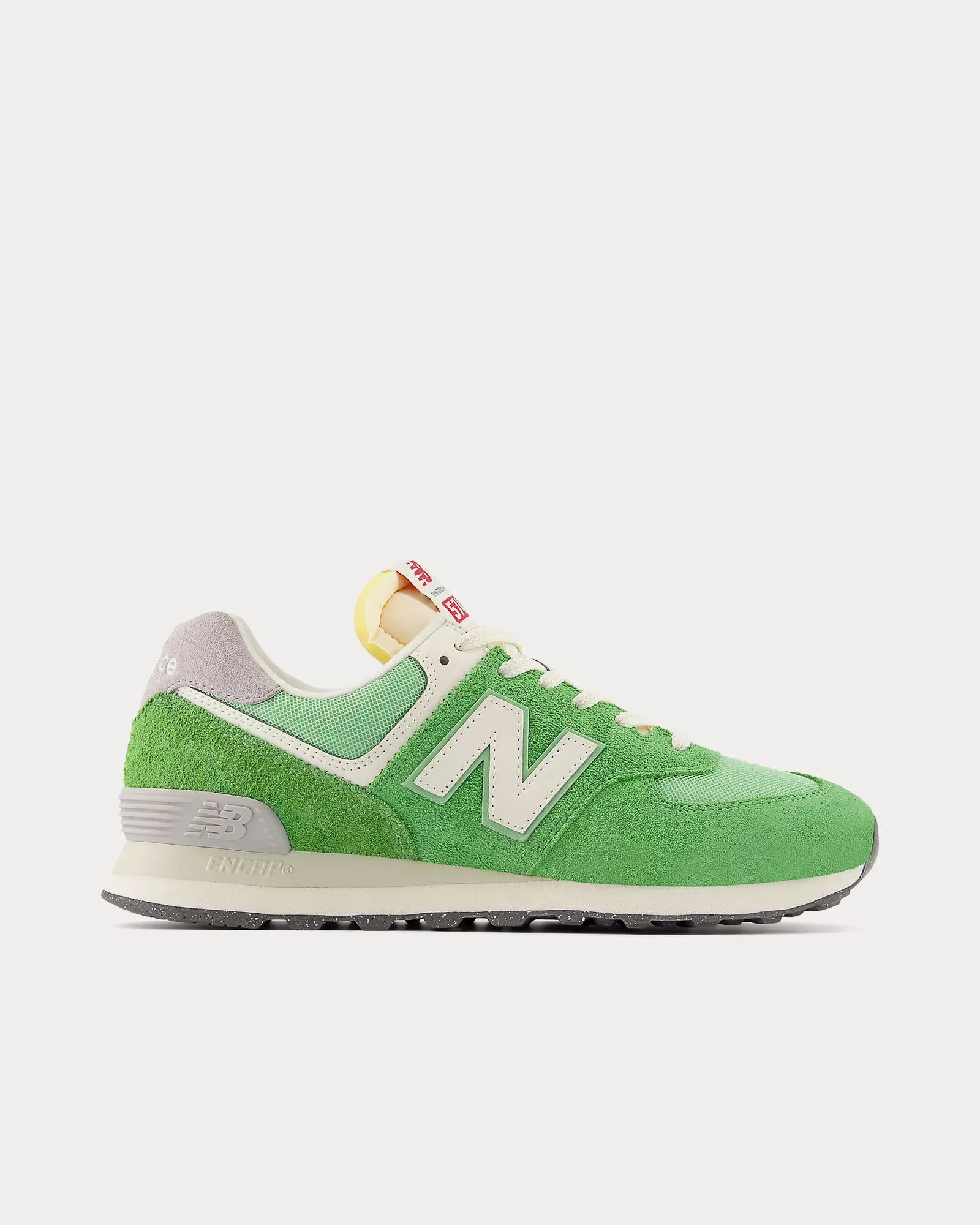 574 Chive / Sea Salt Low Top Sneakers