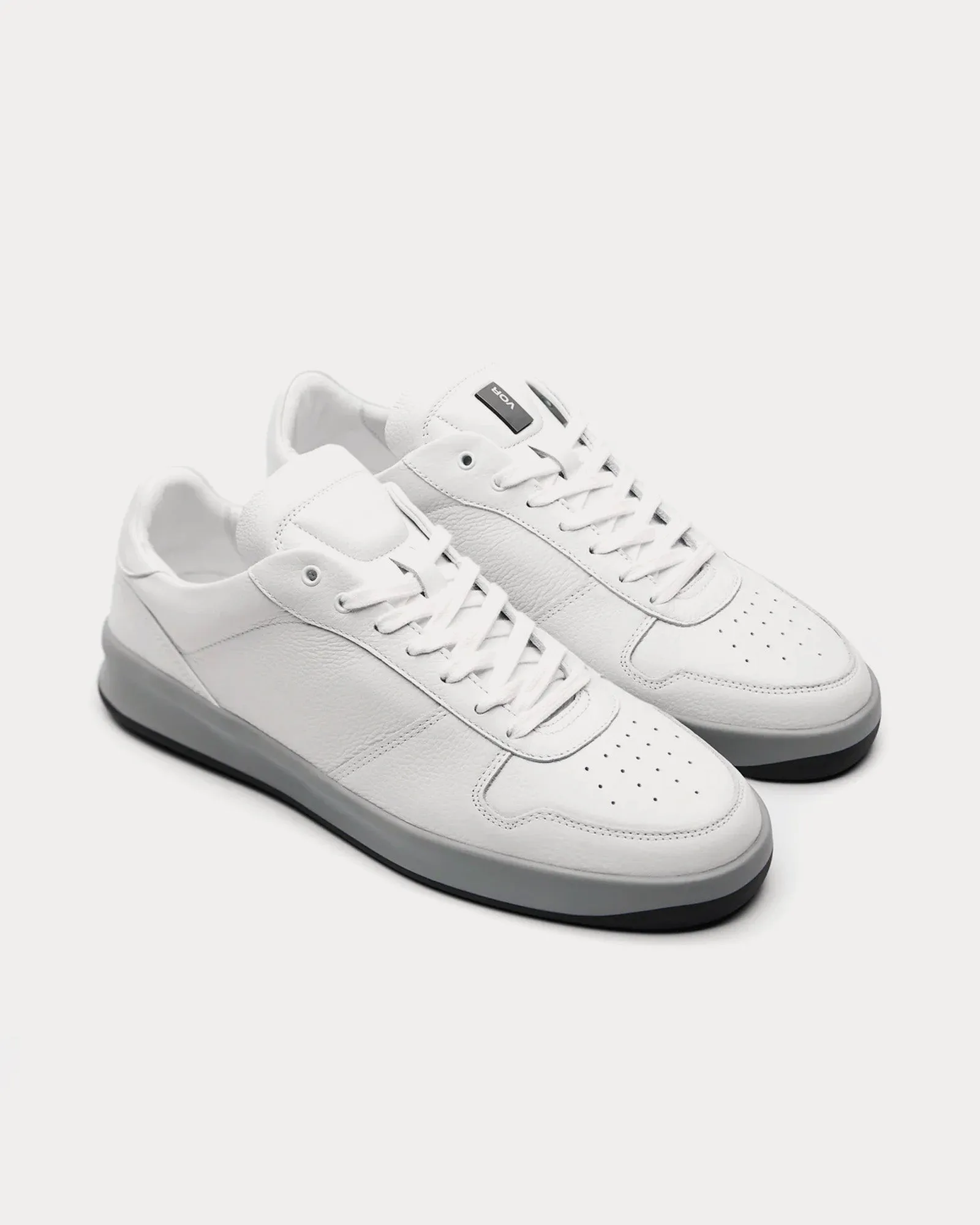 5A Industrieweiss White Low Top Sneakers