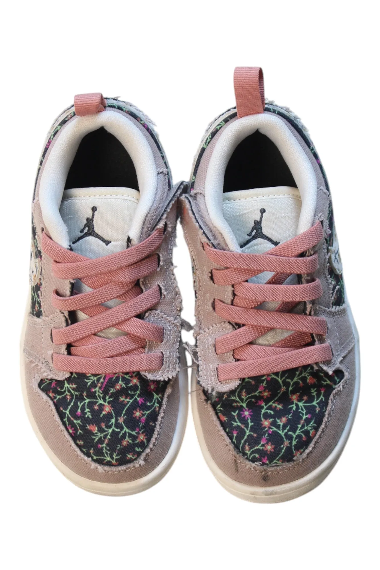 Air Jordan Floral Sneakers EU28