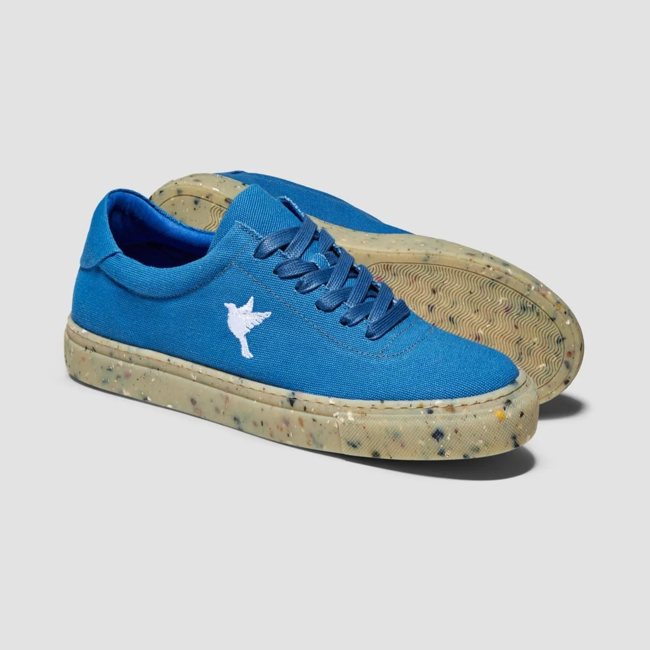 Eco-Friendly Hempton® Sneakers Blue  | The Proper Label