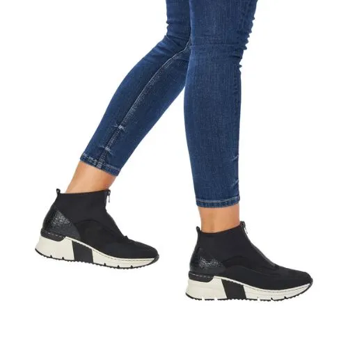N6352 Sneaker Boot